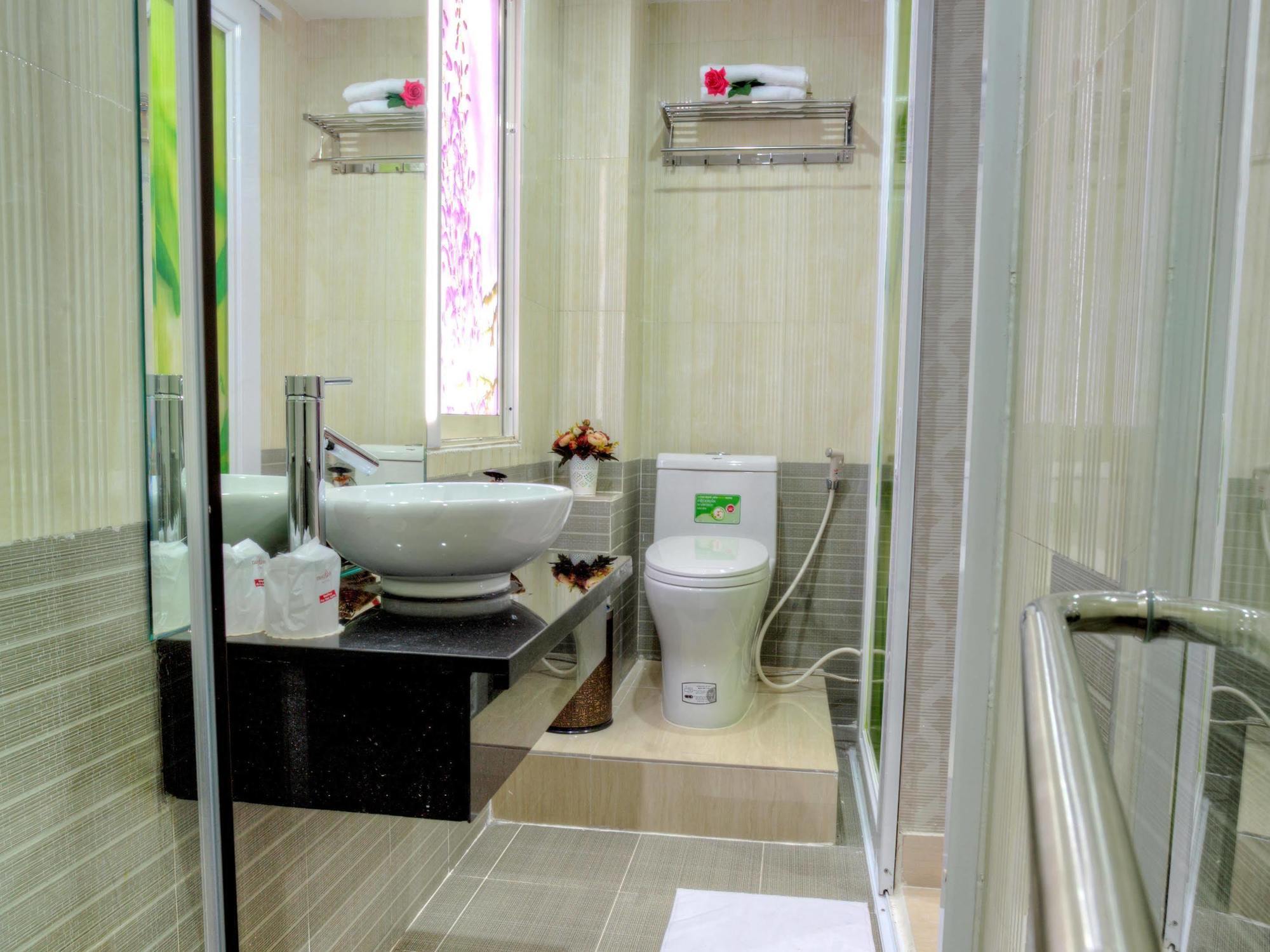 Thai Binh Hotel - Hong Vina Ho Chi Minh City Exterior photo