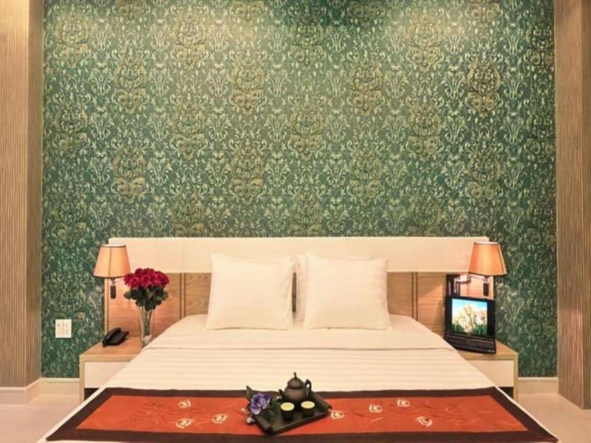 Thai Binh Hotel - Hong Vina Ho Chi Minh City Exterior photo